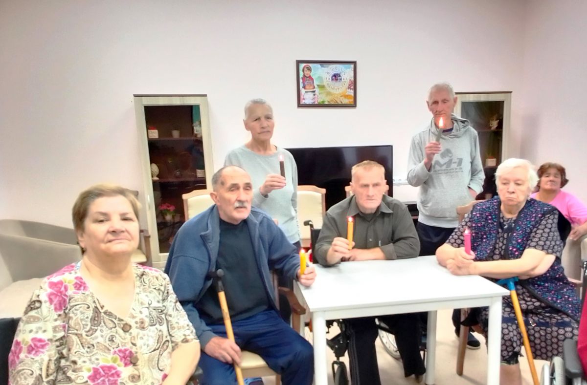 День бумажного журавлика